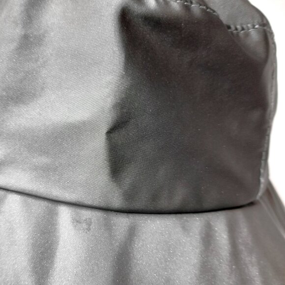 Vintage Y2K Metallic Bucket Hat - 100% Rubber - Early 2000s Statement Piece - Picture 4 of 5